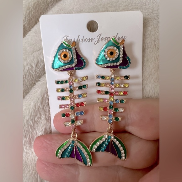 Fishbone Multicolored Rhinestone Earrings! - Picture 3 of 4